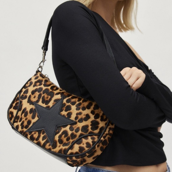 UO Silence + Noise Daphne Cheetah Print Bag - Picture 2 of 5